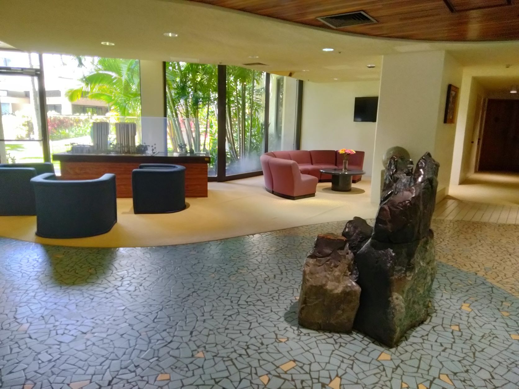 Drinking Fountain and lounge area - 300 Wai Nani Way