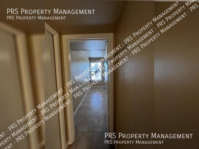 Building Photo - 157 W Inglewood St