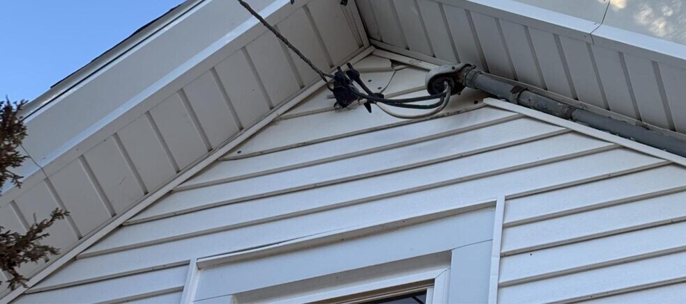 Building Photo - 911 W Hurlburt St