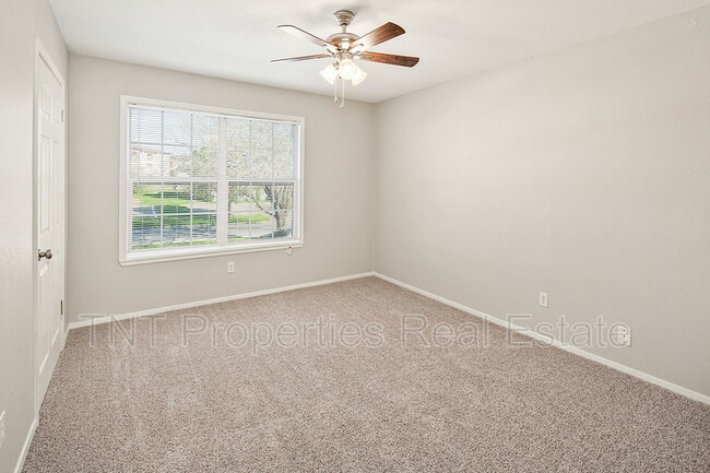 Building Photo - 2914 Prairie Flower Cir