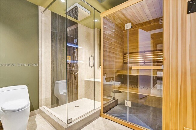 Building Photo - 1800 S Ocean Dr