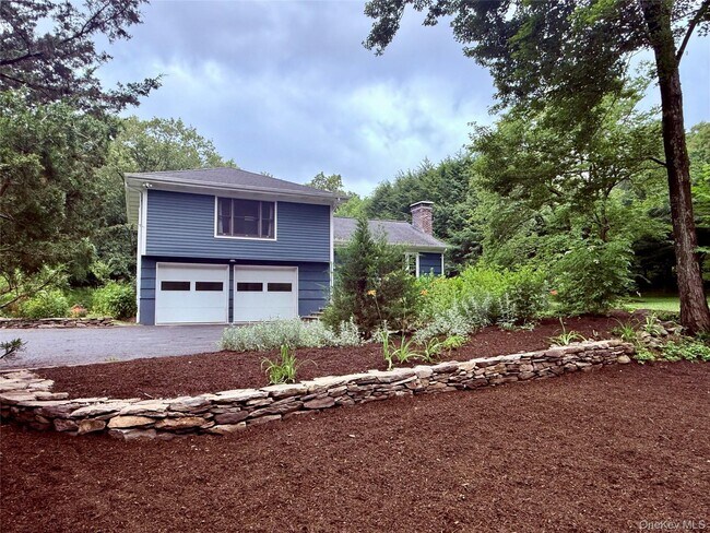 Building Photo - 119 Mustato Rd