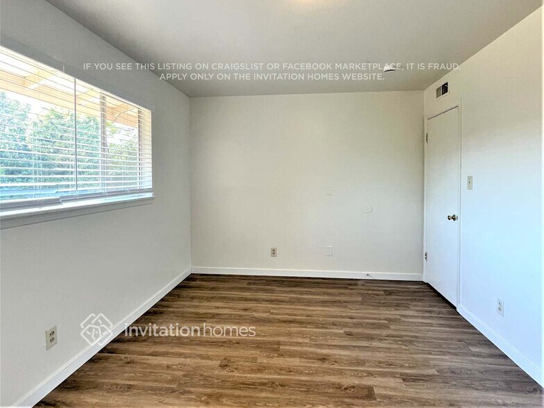 Building Photo - 7030 Tamoshanter Way