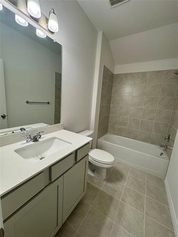 Building Photo - 512 Thorn Crk Dr