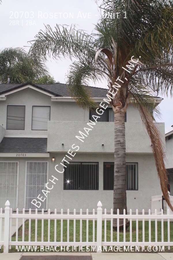 Building Photo - 20703 Roseton Ave