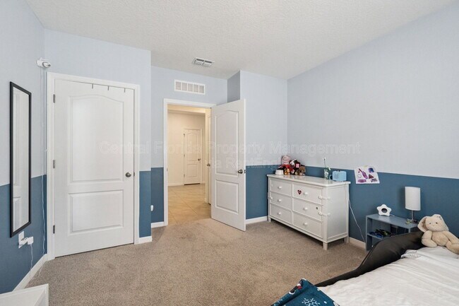 Building Photo - 5825 Arboretum St