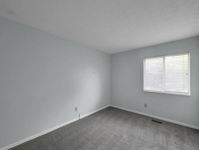 Building Photo - 5715 Longford Dr