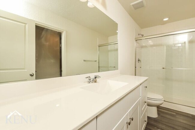 Building Photo - 5227 Dawn Break