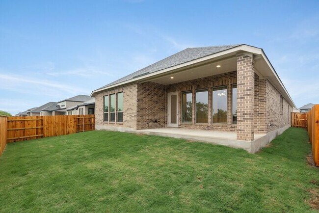 Building Photo - 626 Bay Breeze Dr