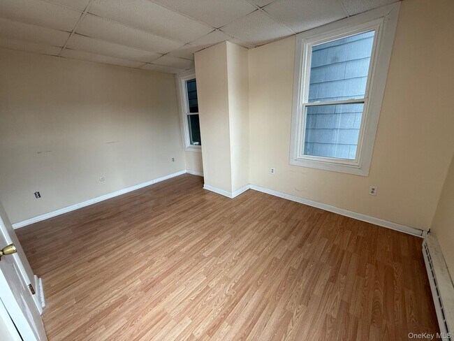 Building Photo - 247 Hudson St