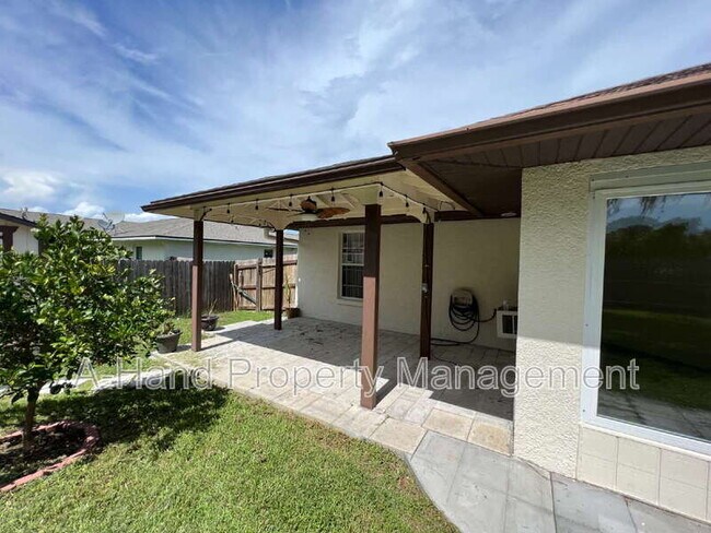 Building Photo - 4104 Cannon Ct