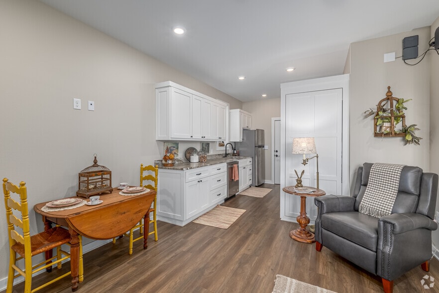 Studio - 432SF - Living Area - The Cottages at Ashton
