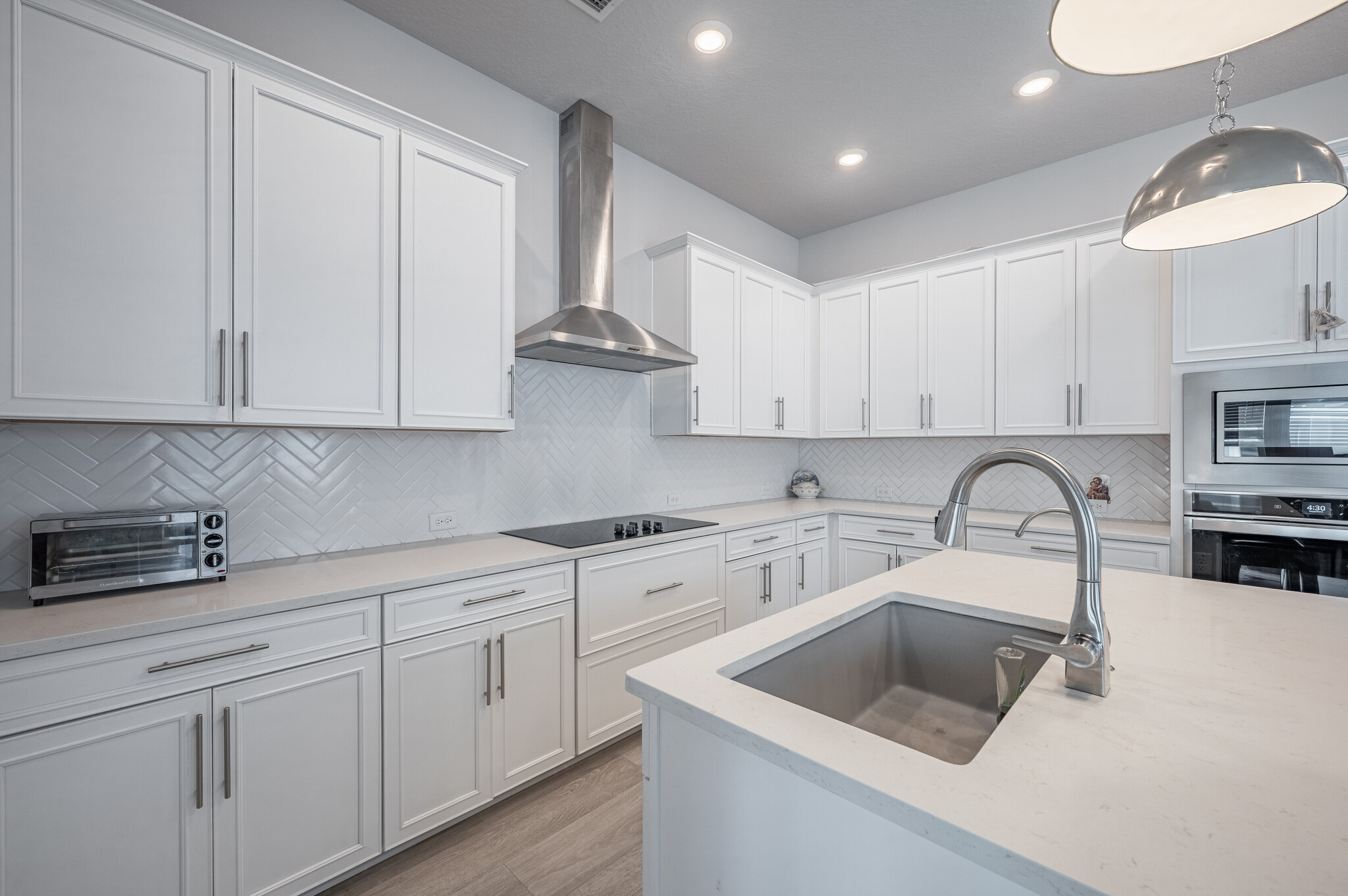 Building Photo - 2400 Ezzell Ct