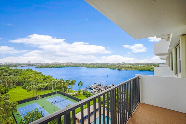 Building Photo - 2121 N Ocean Blvd