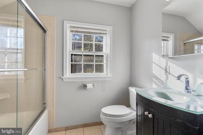 Building Photo - 6130 11th Rd N