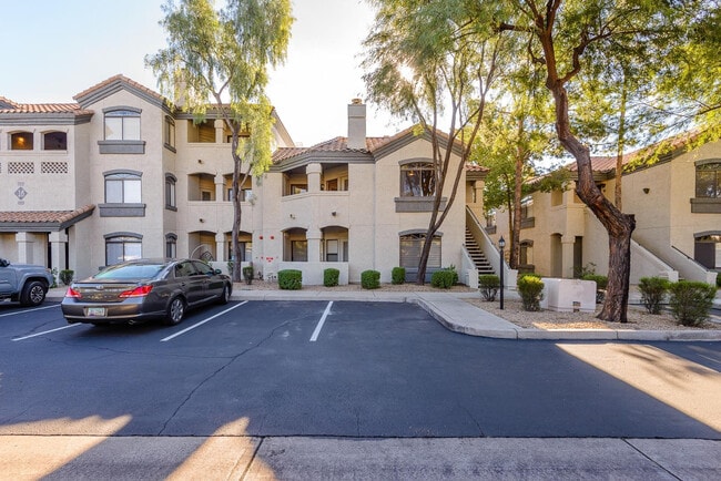 Building Photo - 15095 N Thompson Peak Pkwy