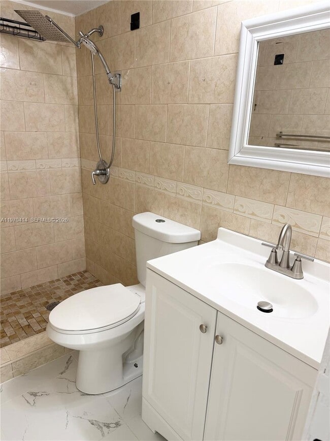 Building Photo - 7811 NW 66th Terrace