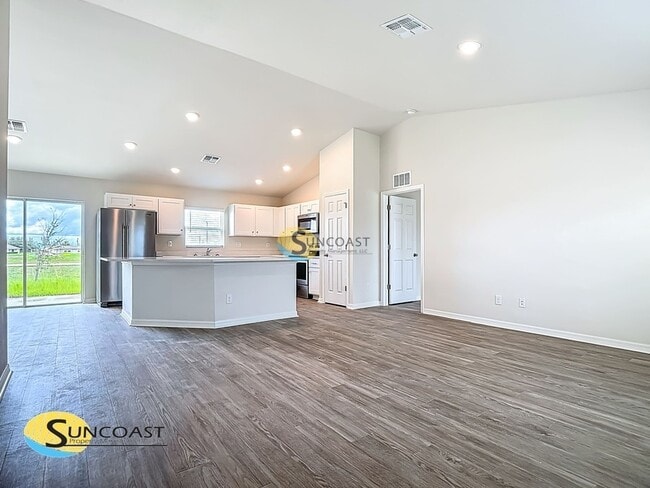 Building Photo - 6251 W Whispering Dr