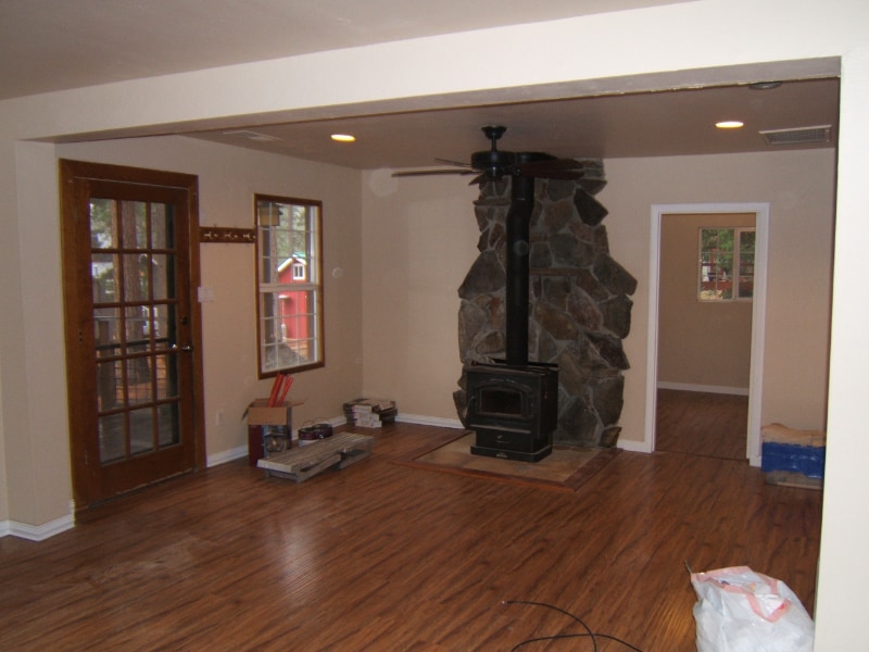 Building Photo - 106 Coates Ave