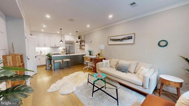 Building Photo - 226 Kentucky Ave SE