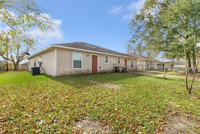 Building Photo - 1018 Glendale St