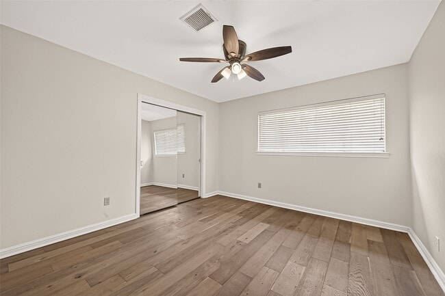Building Photo - 12411 Pinerock Ln