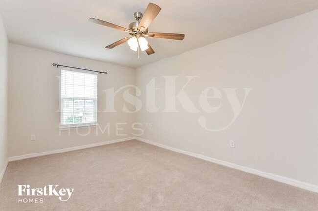 Building Photo - 3124 Armstrong Spring Dr