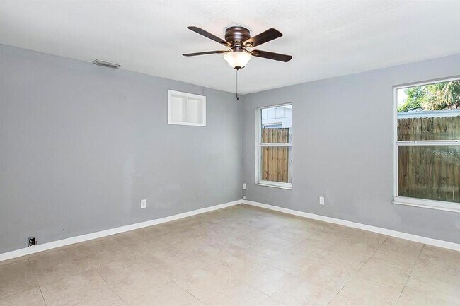 Building Photo - 3549 Winder Dr