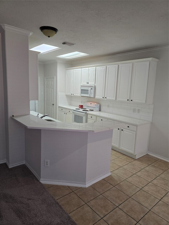 Building Photo - 17515 Bering Bridge Ln