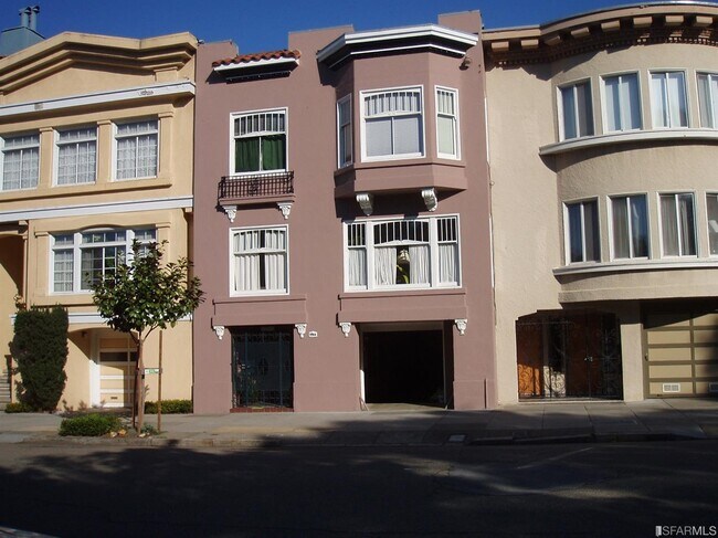 Building Photo - 614 Funston Ave