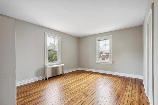 Bedroom 1 - 45 S Wyoming Ave