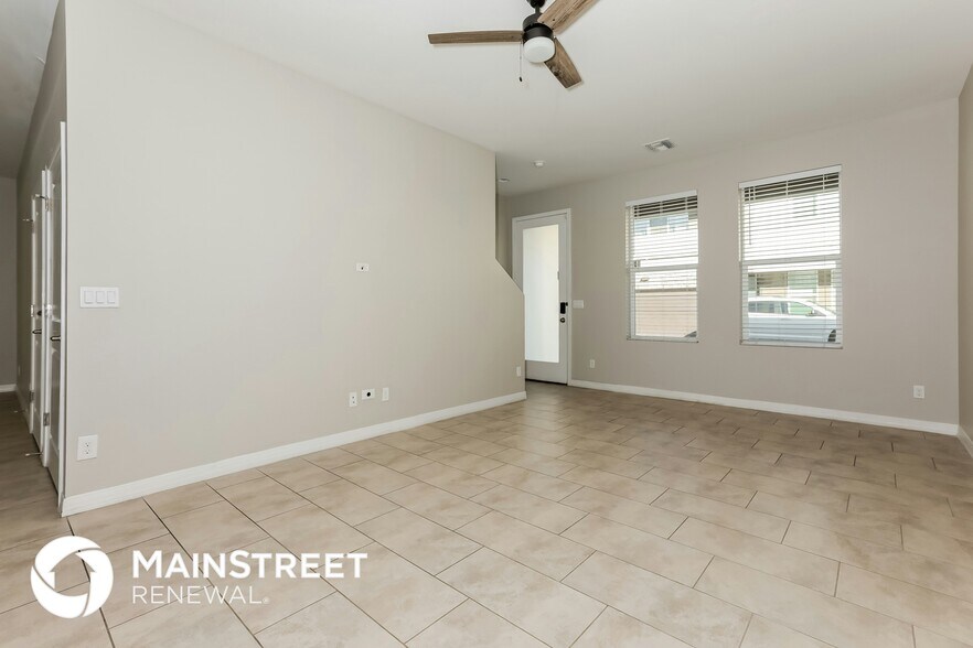 Building Photo - 2000 N 36th St