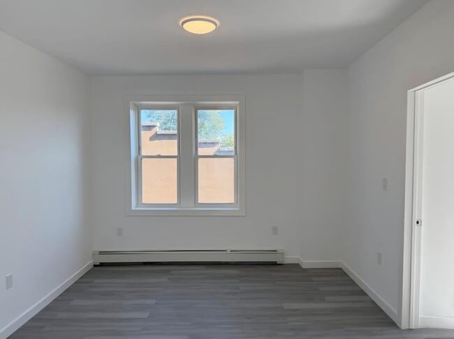 Building Photo - 610 Gregory Ave
