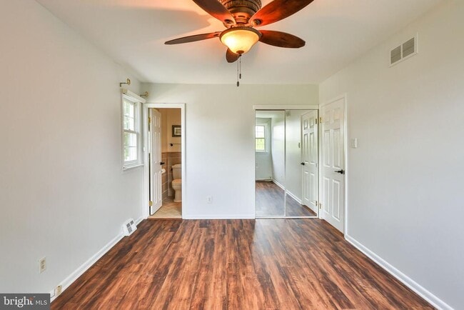 Building Photo - 9898 Wistaria St