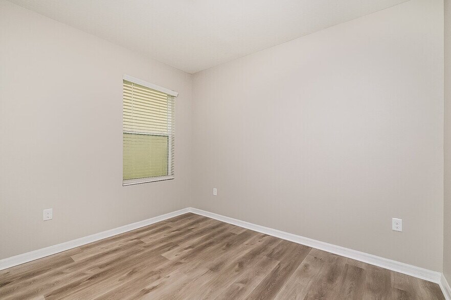 Building Photo - 10213 Mangrove Well Rd