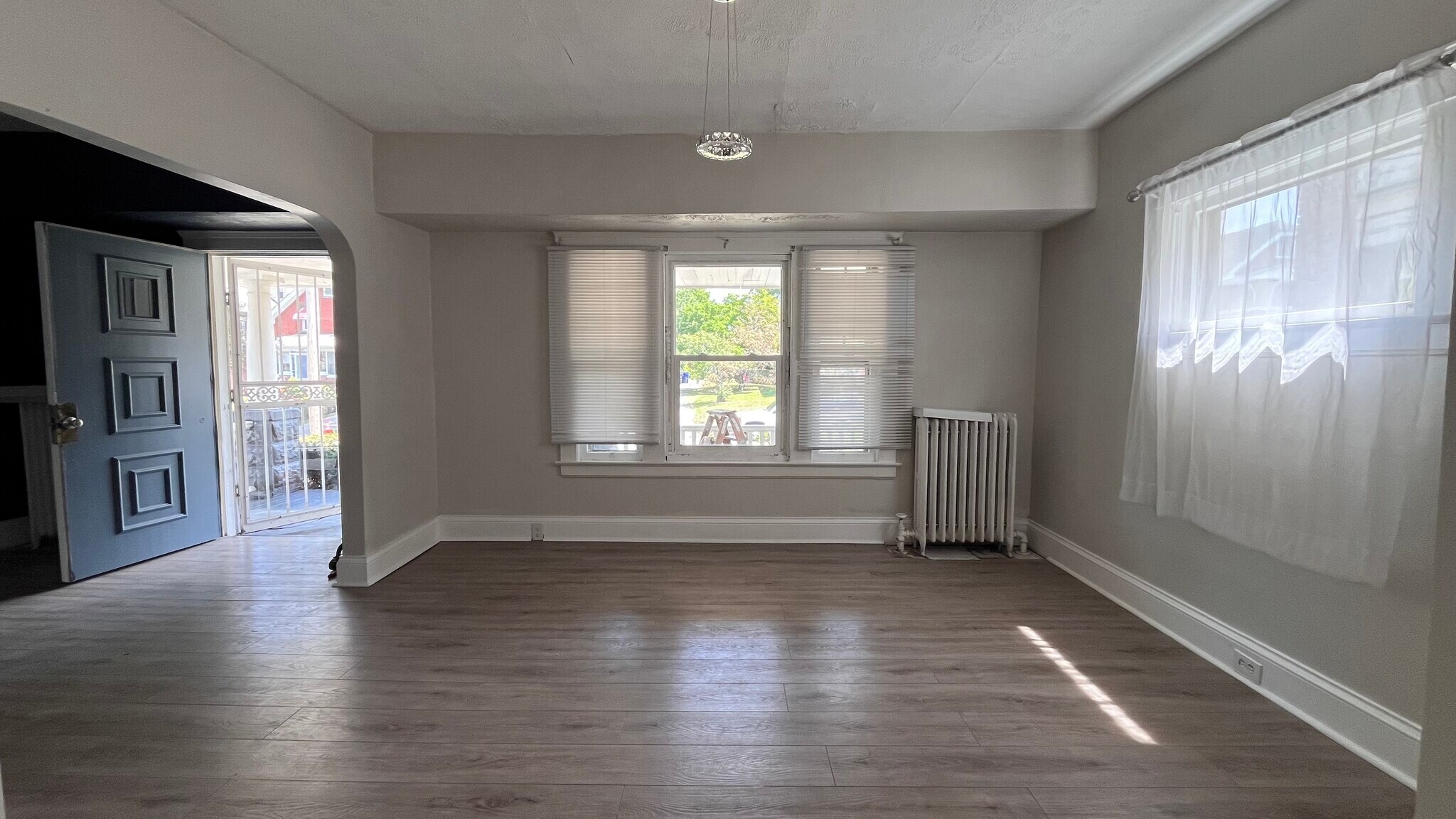 Building Photo - 3550 E 149th St