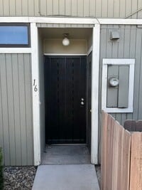 Building Photo - 861 Nutmeg Pl