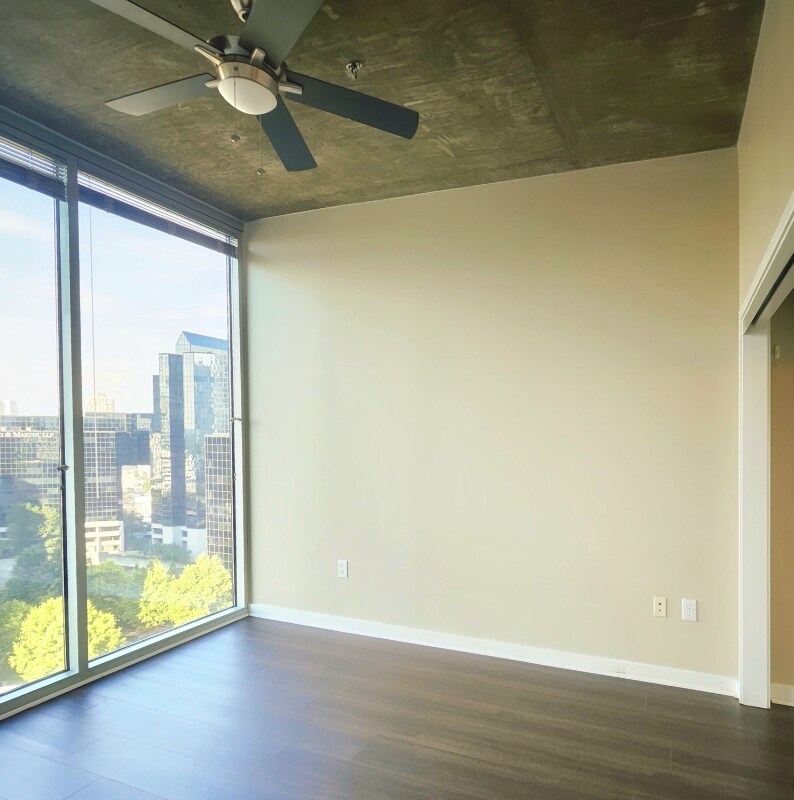 Building Photo - 3324 Peachtree Rd