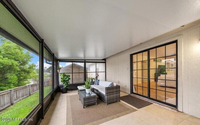 Building Photo - 12401 Antler Hill Ln