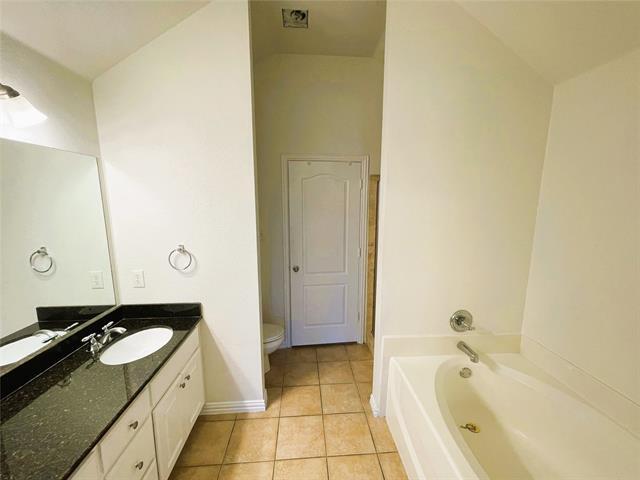 Building Photo - 845 Claycourt Cir