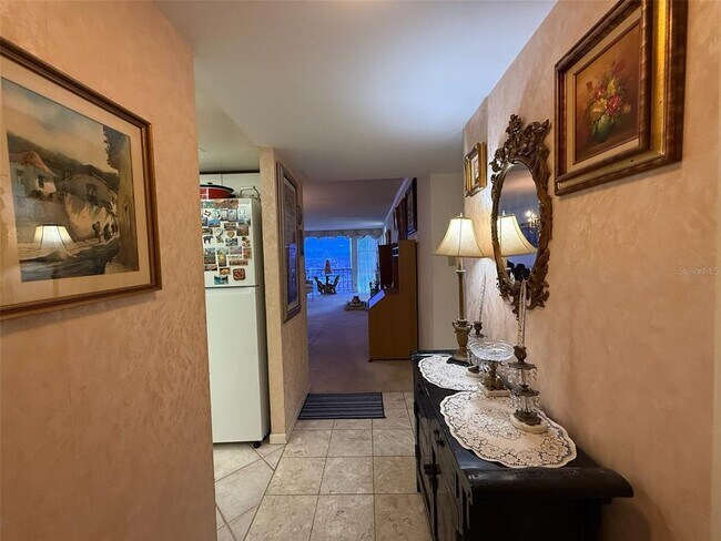 Primary Photo - 7400 Sun Island Dr S