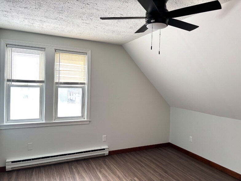 Building Photo - 64 Eddy St