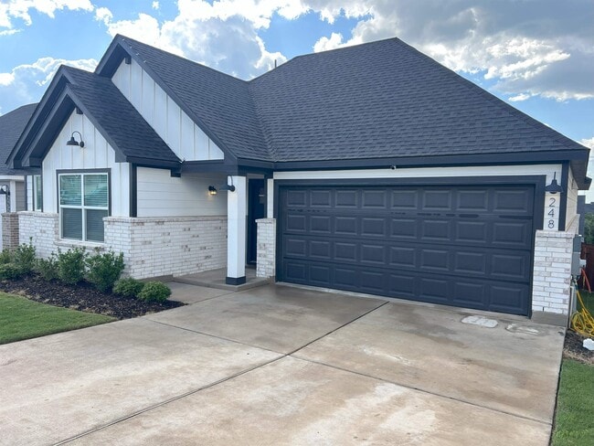 Building Photo - 248 Lone Cedar Rd