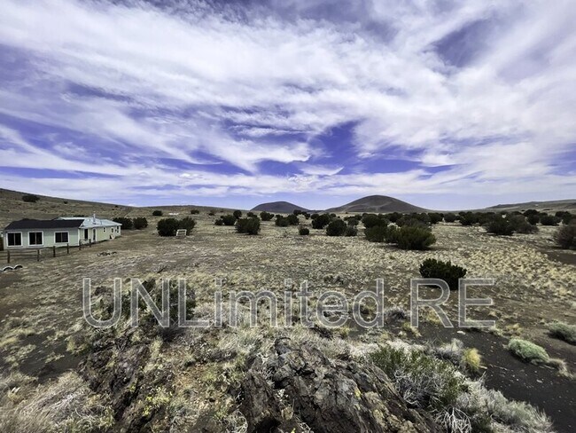 Building Photo - 69 Leupp Road