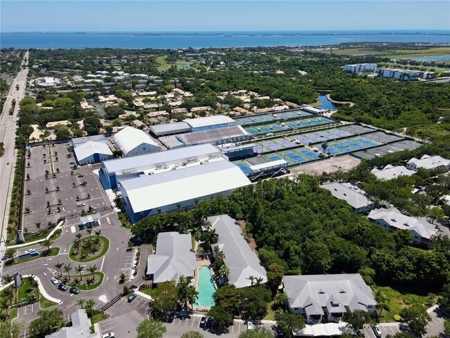 Building Photo - 3608 54th Dr W