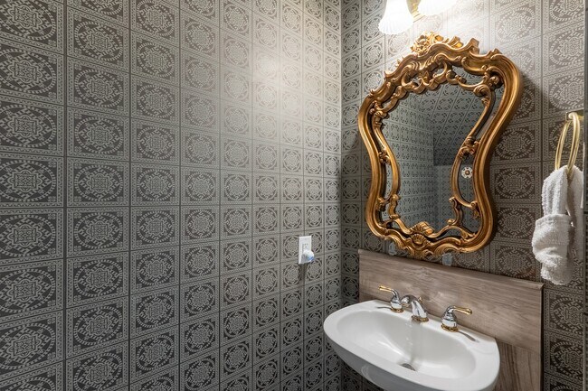 Building Photo - 3007 Smokey Hollow Dr