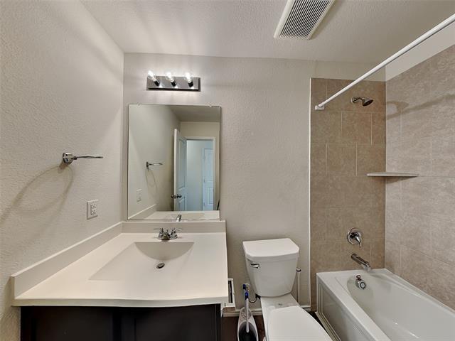 Building Photo - 316 Saguaro Dr