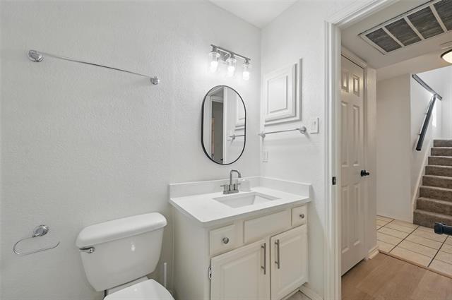 Building Photo - 1603 Brentwood Dr