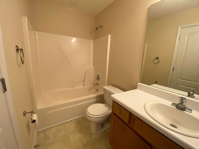 Building Photo - PRE-LEASING FOR AUGUST 2025!  1/2 OFF SECU...