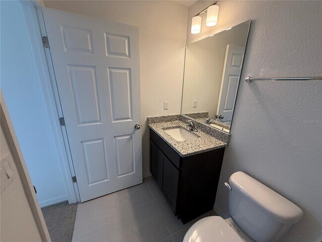 Building Photo - 6 Unison Ct